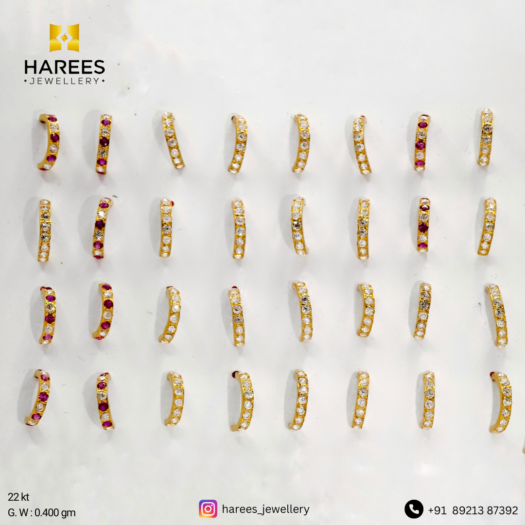 22K Gold Second studs