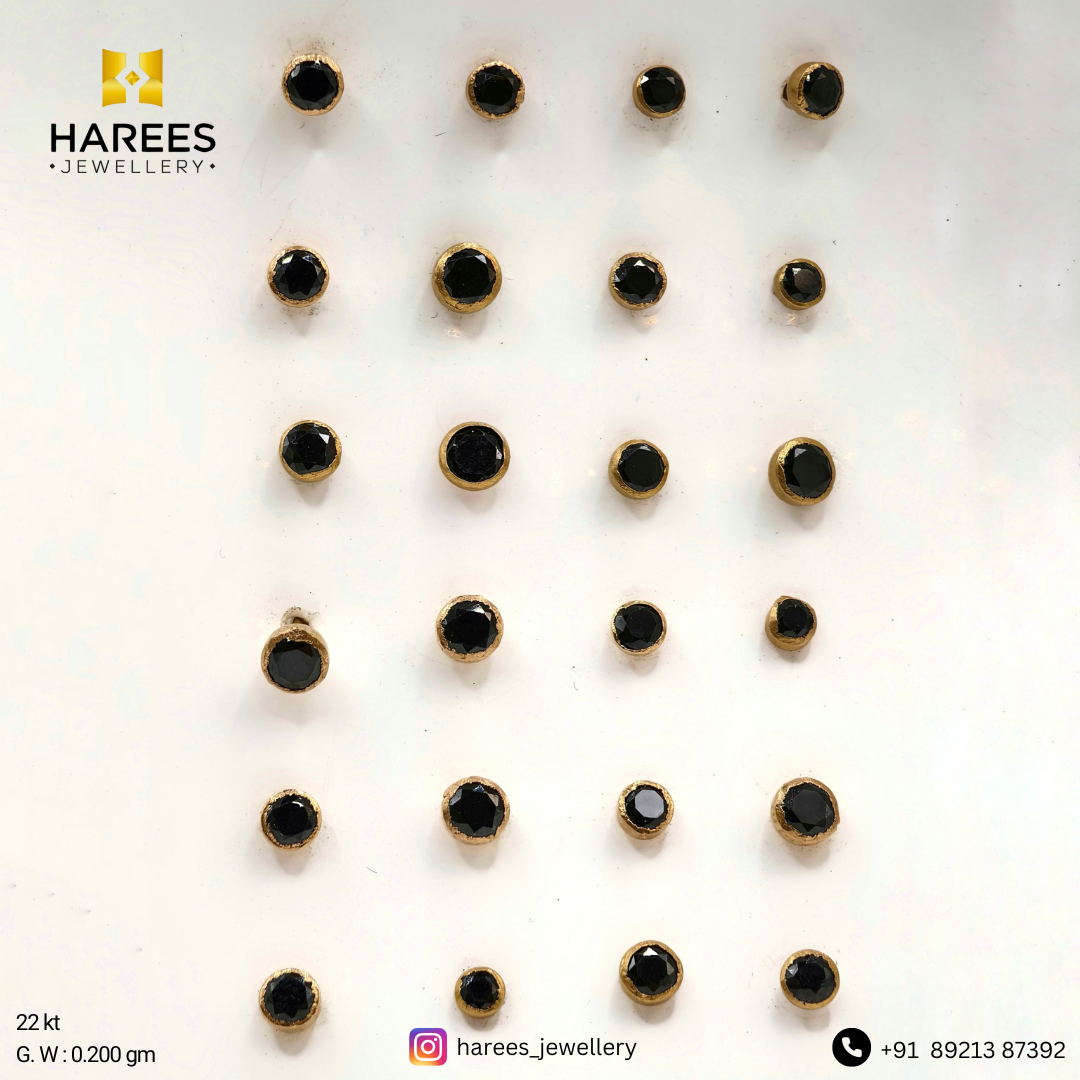 22K Gold Second studs