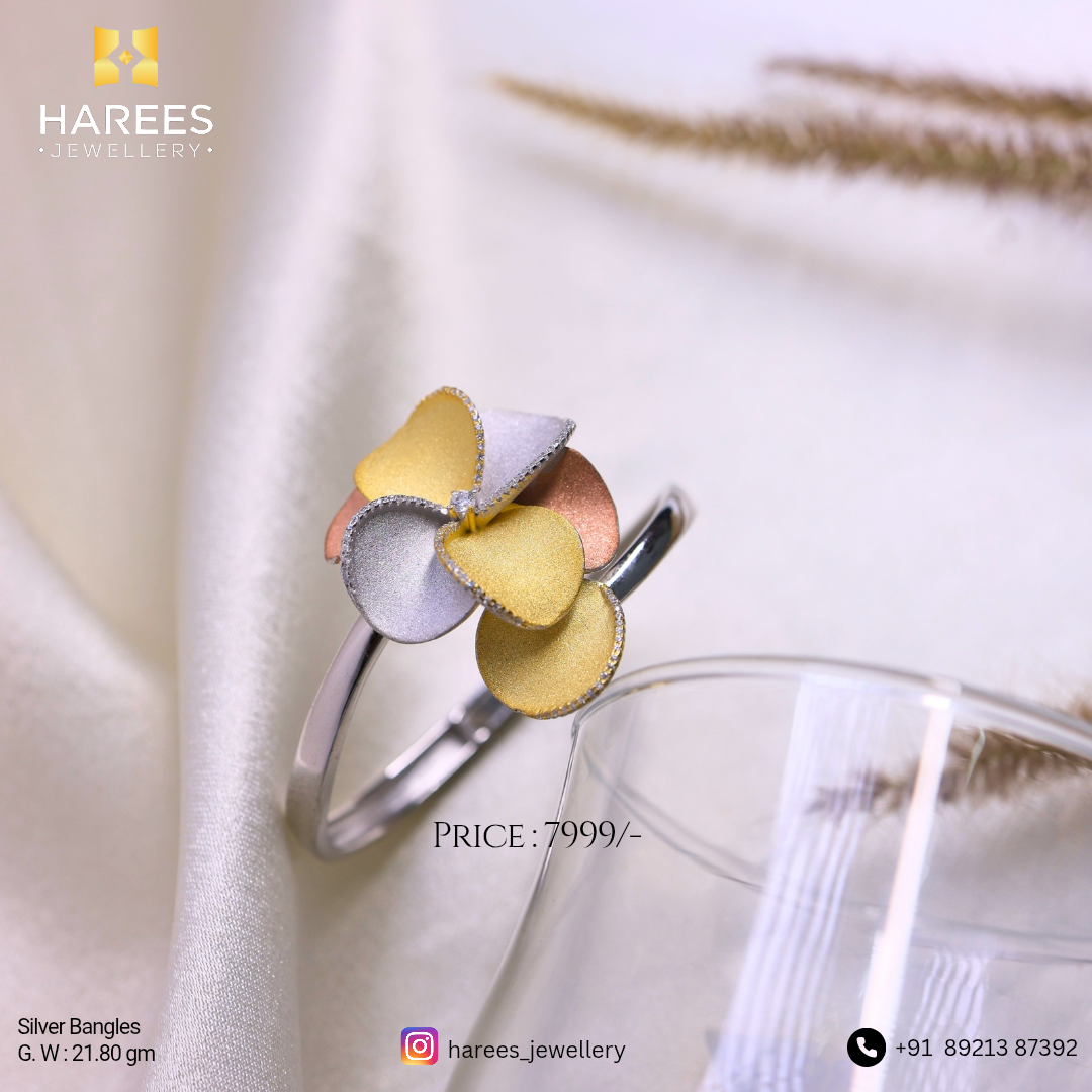 Silver Bangle for ladies